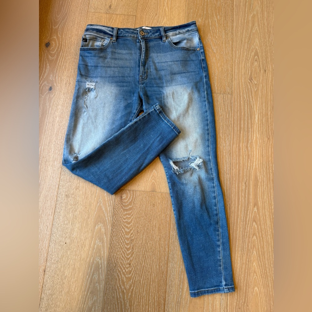 KanCan Light Blue Distressed Denim Jeans